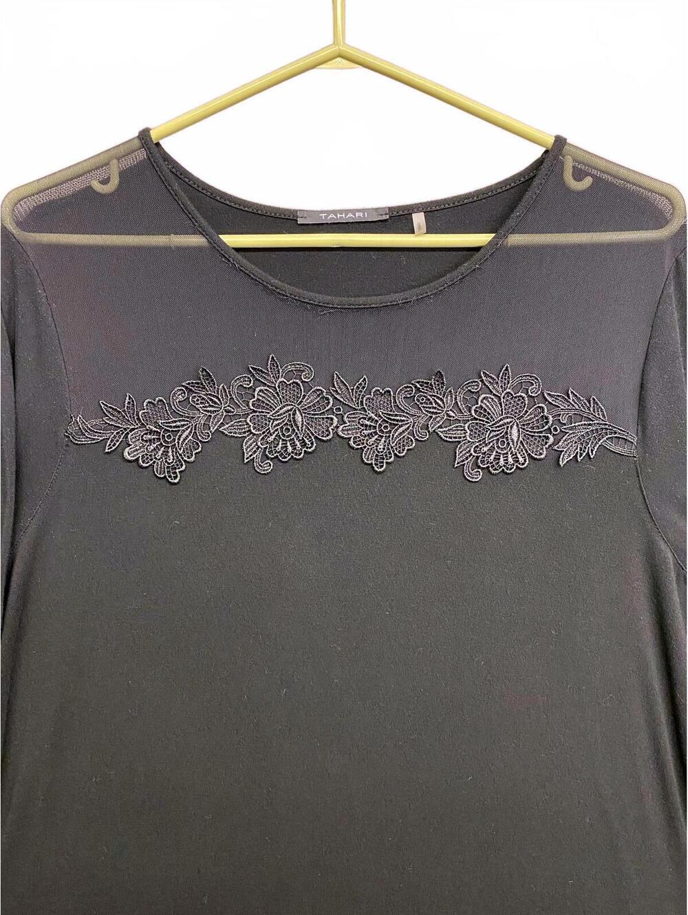 Vintag Y2K Tahari Black 3/4 Sleeve Embroidered Top and Sheer Shoulders Size XL - Picture 4 of 7